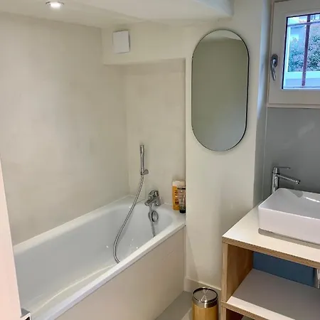 -belle Avec 5 Et Piscine Chauffee Privative Villa
